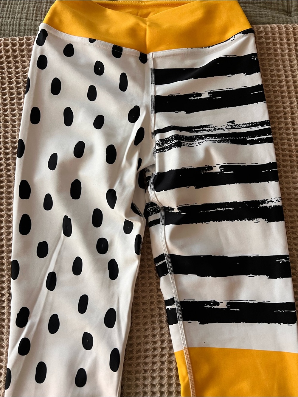 Loony Legs Leggings - Picture 2 of 4